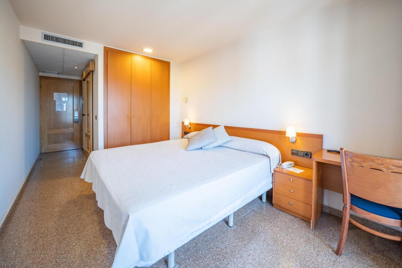 Hotel Medes II أولاستارتيت المظهر الخارجي الصورة
