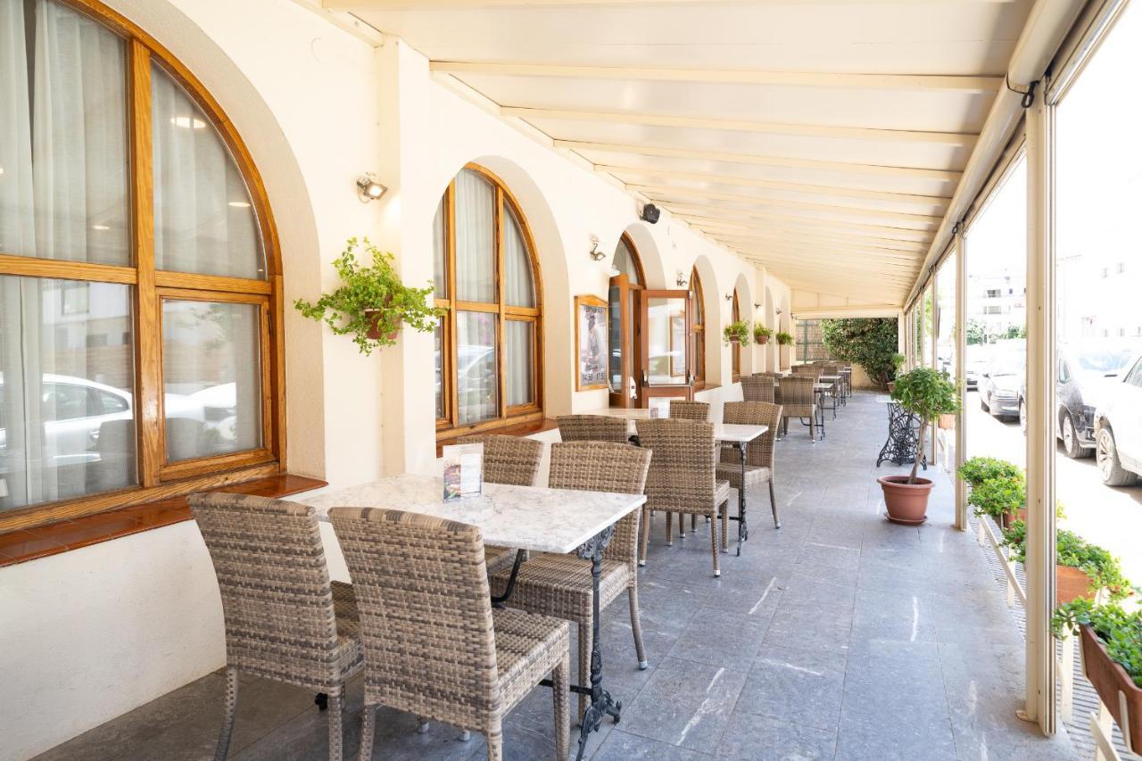 Hotel Medes II أولاستارتيت المظهر الخارجي الصورة