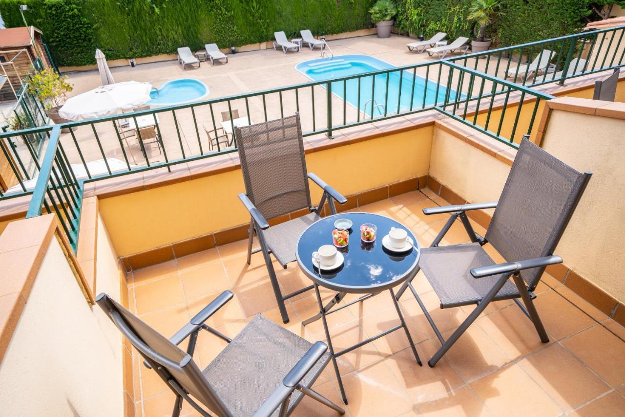 Hotel Medes II أولاستارتيت المظهر الخارجي الصورة