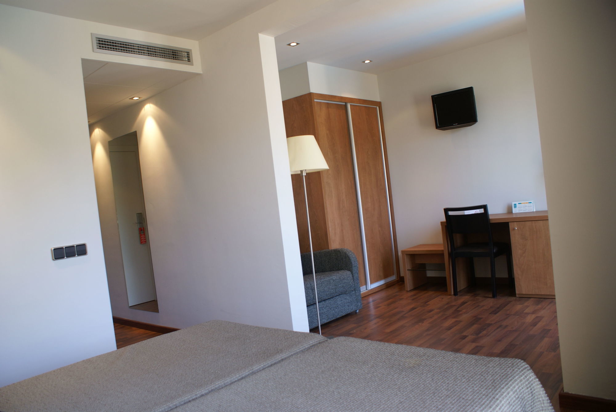 Hotel Medes II أولاستارتيت المظهر الخارجي الصورة