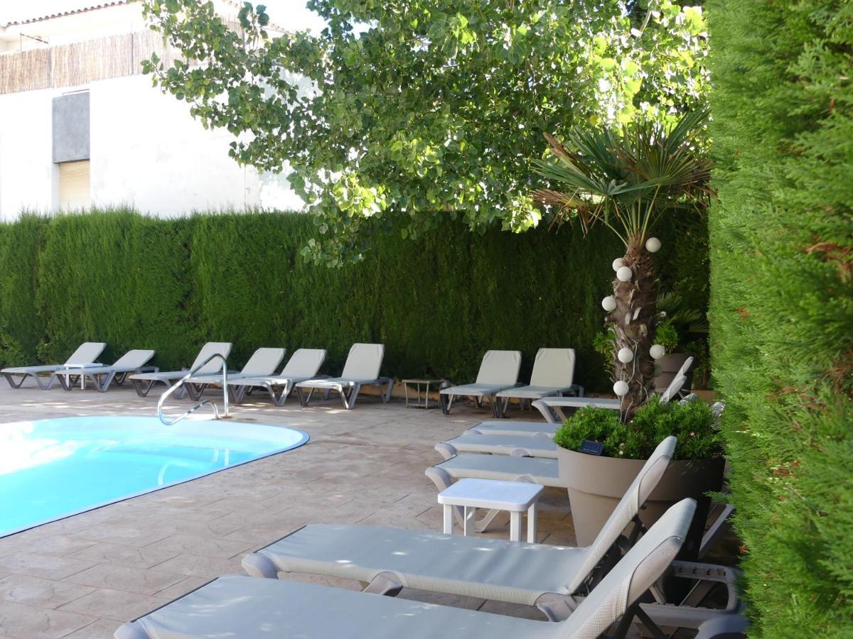 Hotel Medes II أولاستارتيت المظهر الخارجي الصورة
